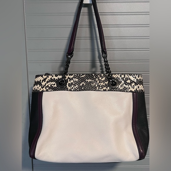 COACH Turnlock Edie Carryall In Colorblock With Snakeskin Detail w/ Wallet - Picture 5 of 16